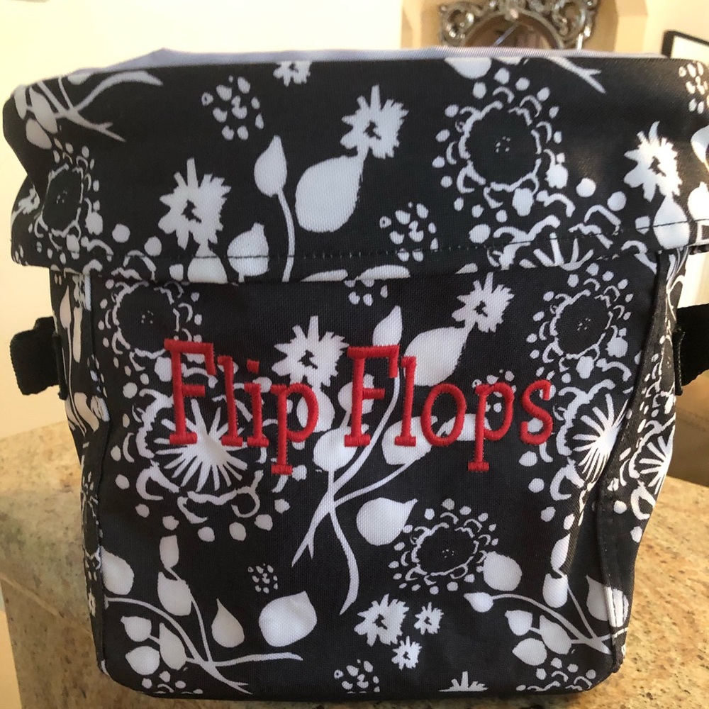 Flip flop tote